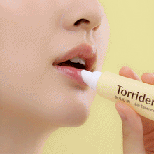 Load image into Gallery viewer, Torriden Solid Ceramide Lip Essence 11ml