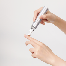 Load image into Gallery viewer, TIRTIR Collagen Lifting Eye Cream
