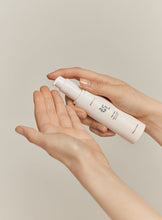 Load image into Gallery viewer, Beauty of Joseon Ginseng Moist Sun Serum (SPF 50+ PA++++)