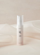 Load image into Gallery viewer, Beauty of Joseon Ginseng Moist Sun Serum (SPF 50+ PA++++)