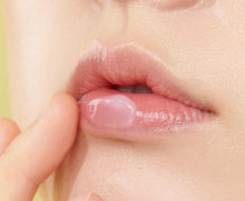 Load image into Gallery viewer, Torriden Solid Ceramide Lip Essence 11ml