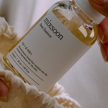 Load image into Gallery viewer, Mixsoon Bean Essence - 50ml