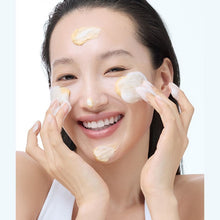 Load image into Gallery viewer, Dear Klairs Freshly Juiced Vitamin Mask Cleanser