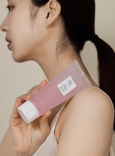 Load image into Gallery viewer, Beauty of Joseon Red Bean Water Gel
