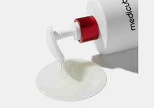 Load image into Gallery viewer, Medicube Red Acne Body Wash - 400ml

