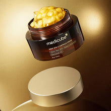Load image into Gallery viewer, Medicube Deep Vita C Capsule Cream

